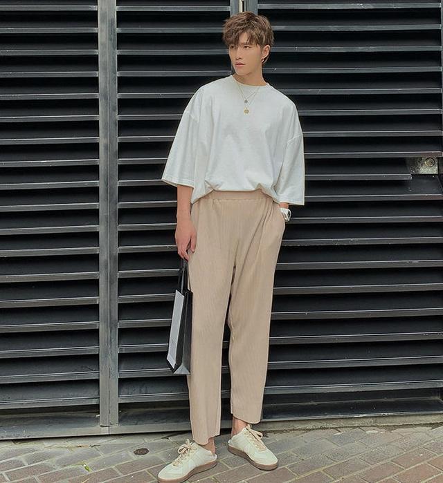 要快速搭出时尚感?岂能少了它 要快速搭出时尚感?岂能少了它