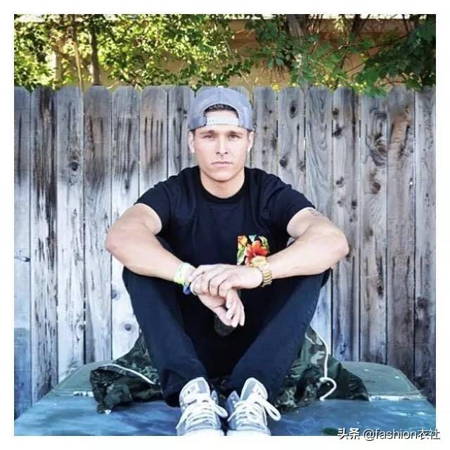 亲民价,口袋Tee,夏季小哥哥最爱的上衣 亲民价,口袋Tee,夏季小哥哥最爱的上衣