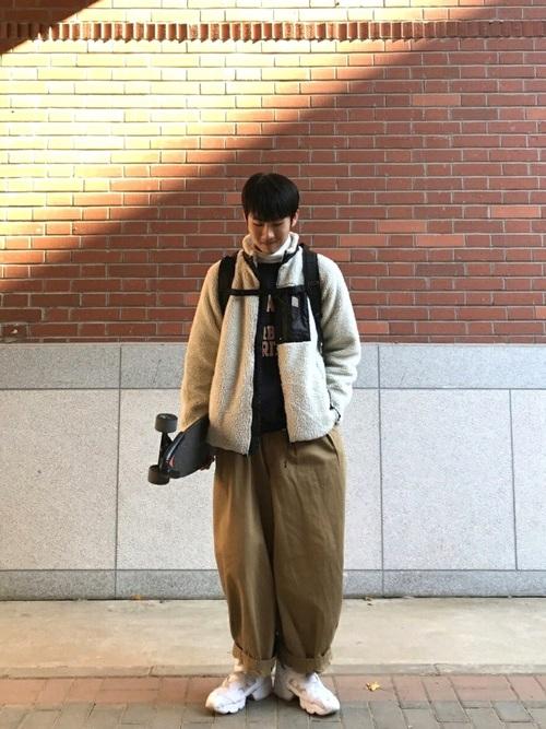 175cm穿搭系列,简简单单才是最好的男生穿衣选择~ 175cm穿搭系列,简简单单才是最好的男生穿衣选择~