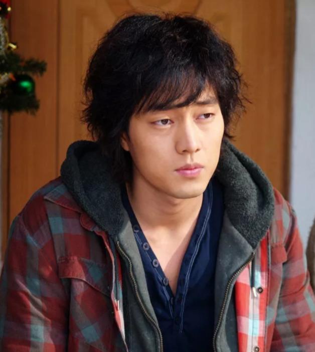 当年韩剧帅哥好多,宋承宪元彬裴勇俊,个个颜值都很高 当年韩剧帅哥好多,宋承宪元彬裴勇俊,个个颜值都很高