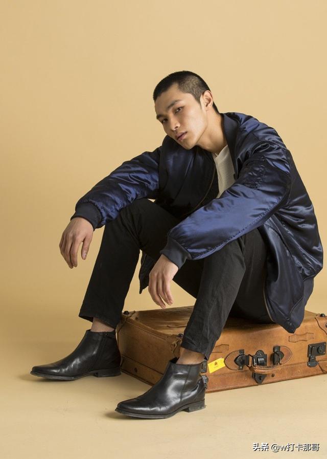 这位模特帅哥曾还是兵哥、国家二级运动员 这位模特帅哥曾还是兵哥、国家二级运动员