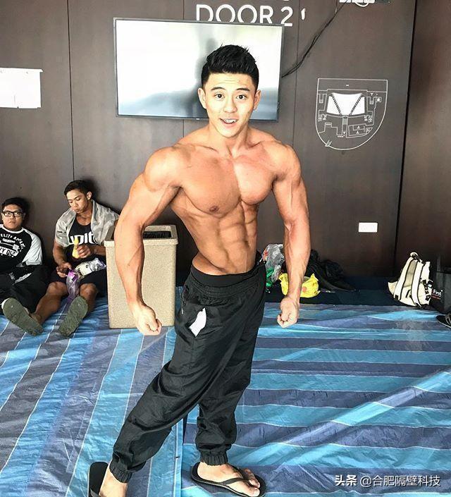 健美产业,新加坡涌现出很多肌肉猛男,个子不高肌肉很大 健美产业,新加坡涌现出很多肌肉猛男,个子不高肌肉很大