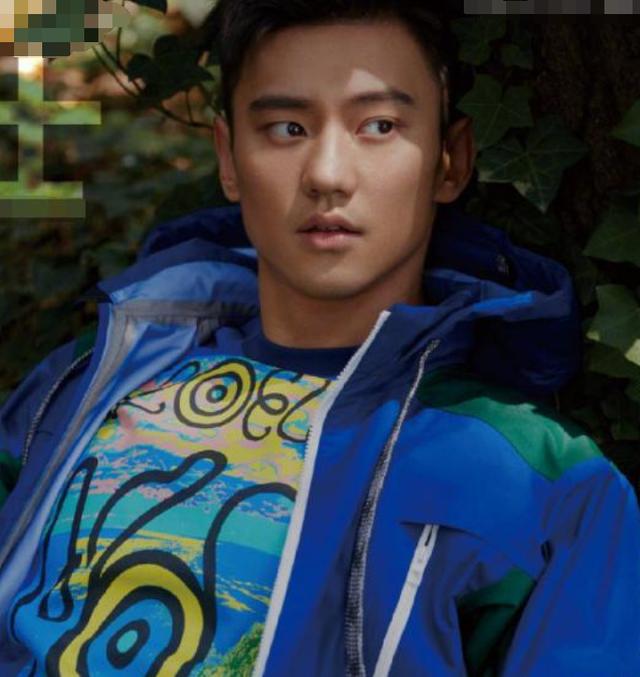 体坛男神张继科和宁泽涛同登杂志封面 体坛男神张继科和宁泽涛同登杂志封面