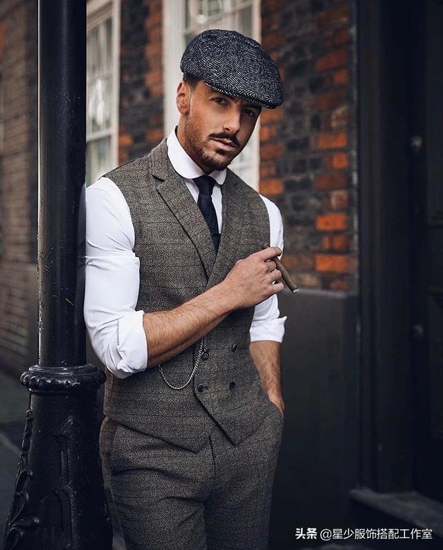 真正有品位的男人:穿衣简约,但不简单 真正有品位的男人:穿衣简约,但不简单