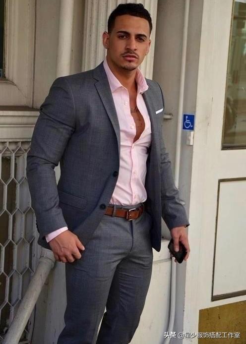 肌肉男,竟是西装困难户?显型只需这3点 肌肉男,竟是西装困难户?显型只需这3点