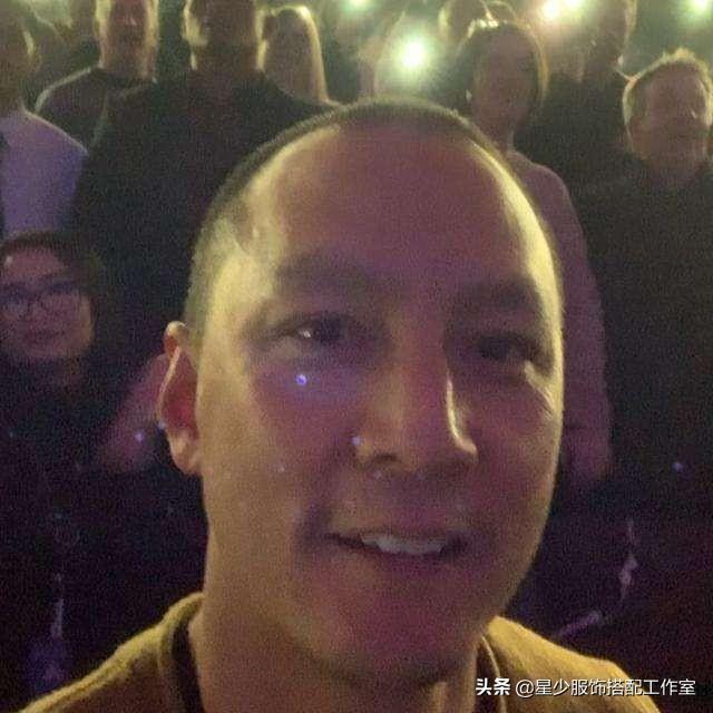 男人冻龄并不难,只差管理这3点:身材,衣品,相貌 男人冻龄并不难,只差管理这3点:身材,衣品,相貌