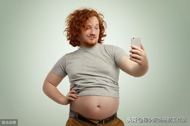 男人冻龄并不难,只差管理这3点:身材,衣品,相貌 男人冻龄并不难,只差管理这3点:身材,衣品,相貌