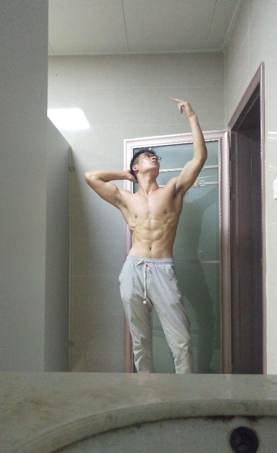 找一个好身材的民工做老公,你愿意吗? 找一个好身材的民工做老公,你愿意吗?