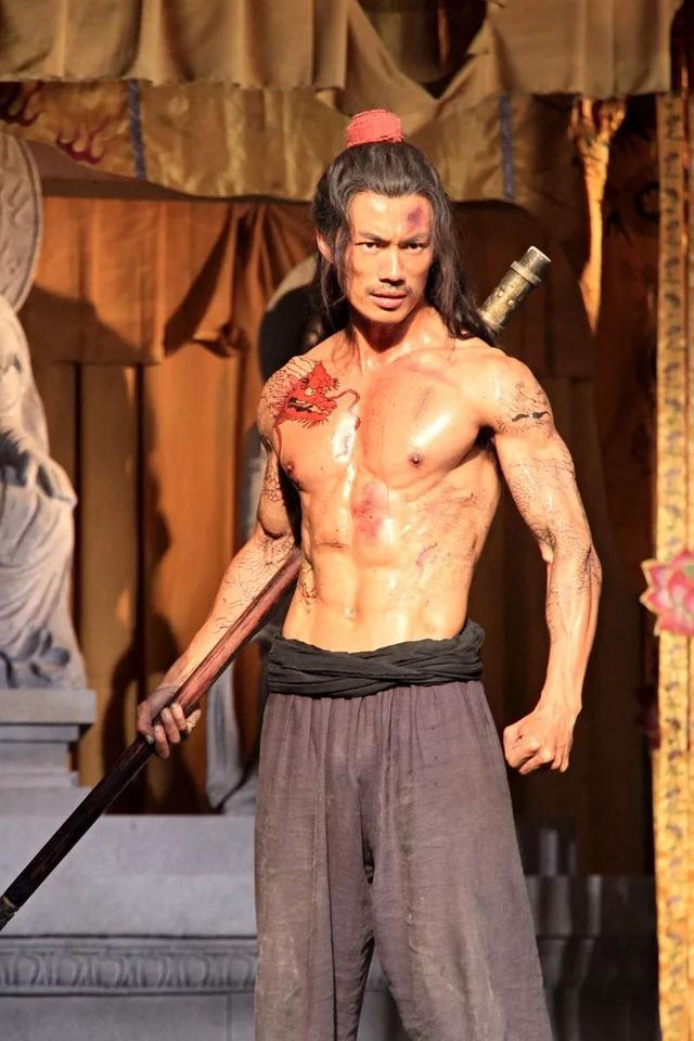 曾经红极一时的亚洲先生朱晓辉,如今身材怎么样了? 曾经红极一时的亚洲先生朱晓辉,如今身材怎么样了?