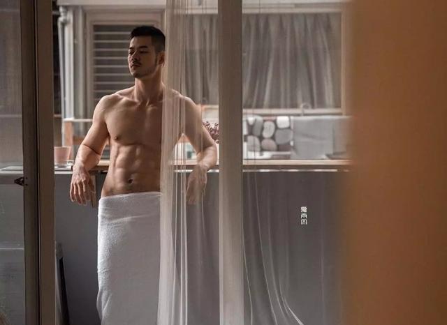 台湾电眼男模萧郁轩写真 台湾电眼男模萧郁轩写真