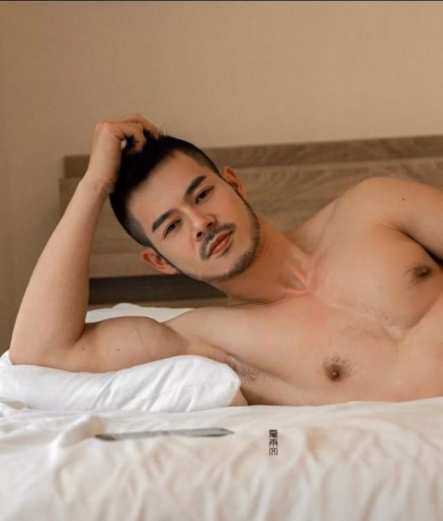 台湾电眼男模萧郁轩写真 台湾电眼男模萧郁轩写真