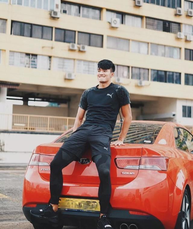 90后田径运动男生去演网剧,大长腿肌肉身材受导演青睐 90后田径运动男生去演网剧,大长腿肌肉身材受导演青睐