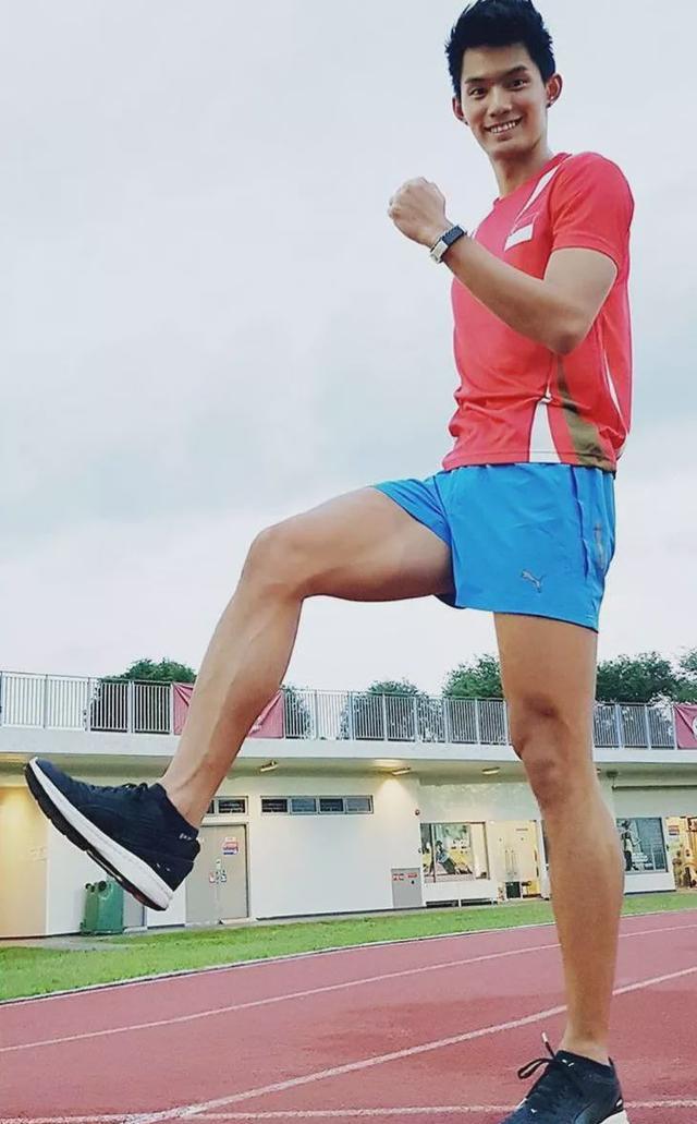 90后田径运动男生去演网剧,大长腿肌肉身材受导演青睐 90后田径运动男生去演网剧,大长腿肌肉身材受导演青睐