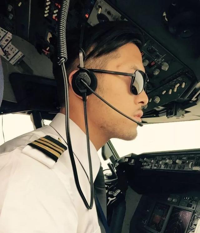 185CM飞行员男人味十足,是你想要这样的男友吧 185CM飞行员男人味十足,是你想要这样的男友吧