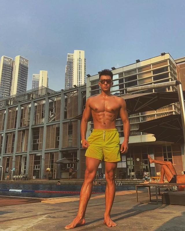 189CM体育生转战娱乐圈,实力强大被导演万里挑一 189CM体育生转战娱乐圈,实力强大被导演万里挑一