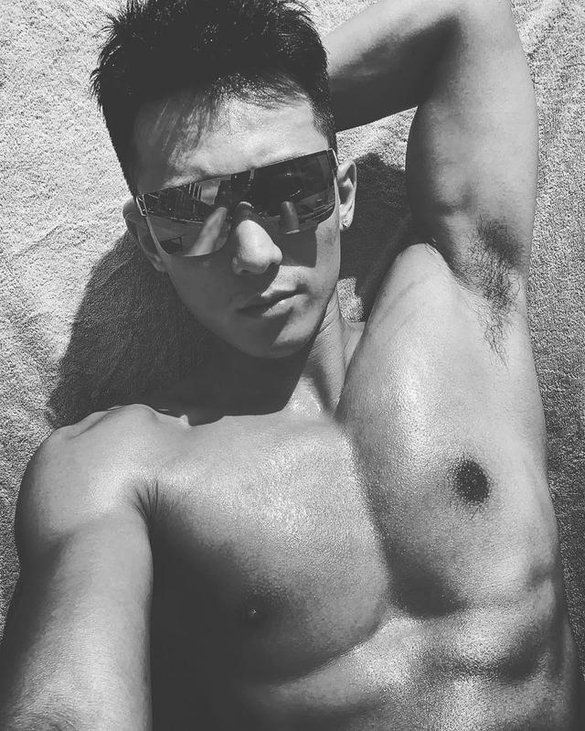 189CM体育生转战娱乐圈,实力强大被导演万里挑一 189CM体育生转战娱乐圈,实力强大被导演万里挑一