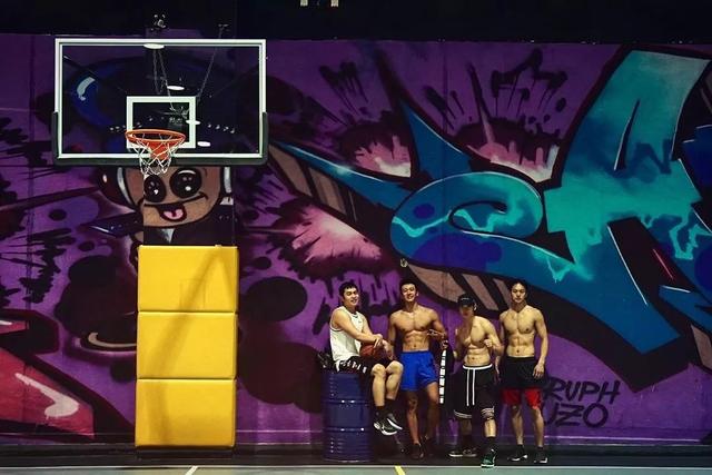 189CM体育生转战娱乐圈,实力强大被导演万里挑一 189CM体育生转战娱乐圈,实力强大被导演万里挑一