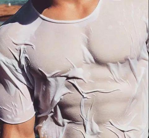 爱健身的185cm帅哥,认真修车的样子太帅了 爱健身的185cm帅哥,认真修车的样子太帅了