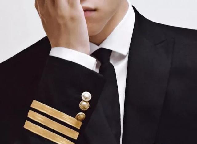 学霸转行做男模,高颜值好身材引摄影师都点赞 学霸转行做男模,高颜值好身材引摄影师都点赞