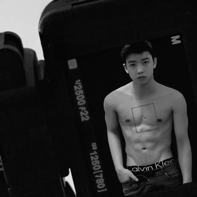 学霸转行做男模,高颜值好身材引摄影师都点赞 学霸转行做男模,高颜值好身材引摄影师都点赞