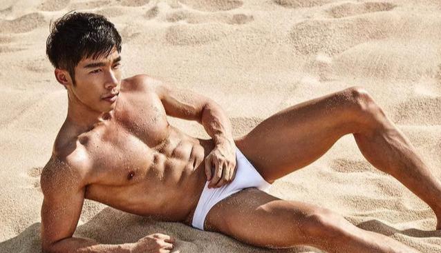 他因出演肌肉爸爸而走红,成熟男人味魅力无法挡 他因出演肌肉爸爸而走红,成熟男人味魅力无法挡