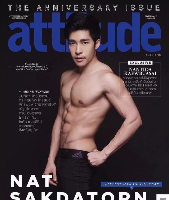 他因出演肌肉爸爸而走红,成熟男人味魅力无法挡 他因出演肌肉爸爸而走红,成熟男人味魅力无法挡