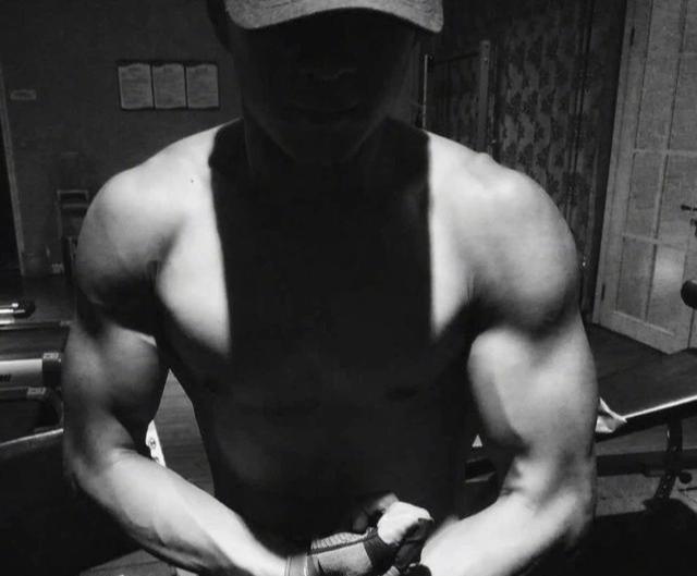 韩东君这完美的身材,连男明星都为他点赞 韩东君这完美的身材,连男明星都为他点赞