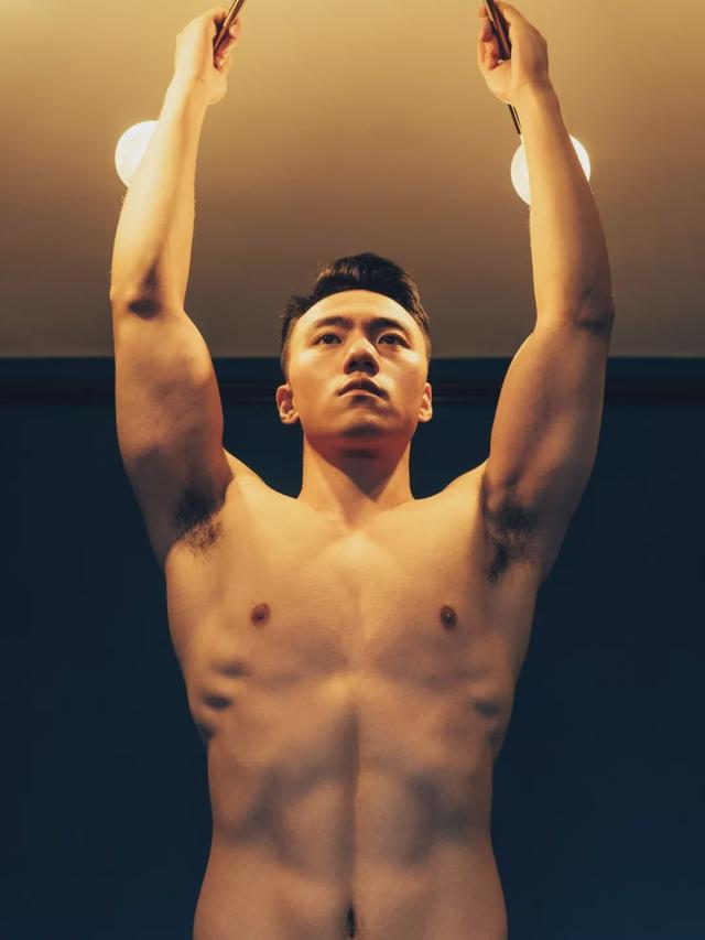 185CM东北电力大学肌肉男谢松锤,他的视频你看过吗 185CM东北电力大学肌肉男谢松锤,他的视频你看过吗