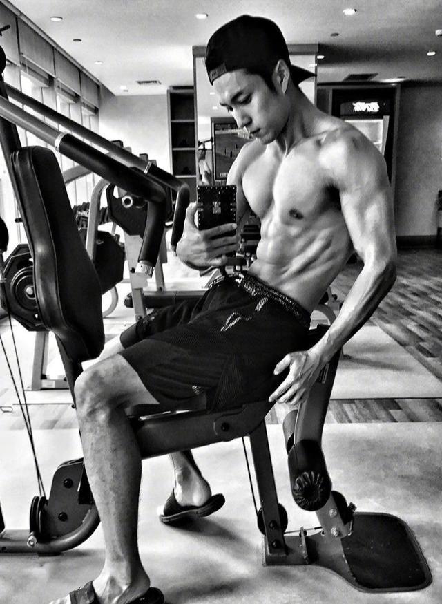 韩东君这完美的身材,连男明星都为他点赞 韩东君这完美的身材,连男明星都为他点赞