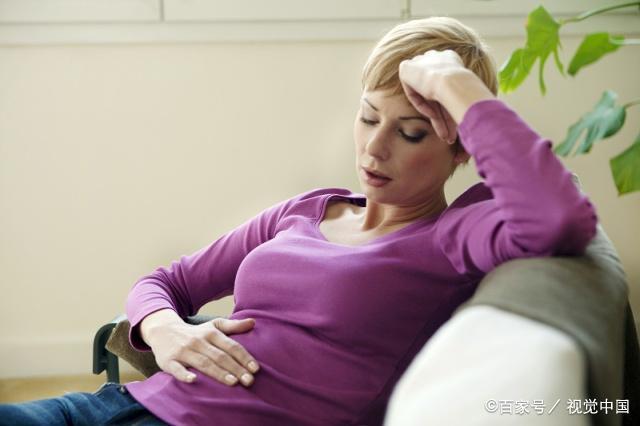 艾滋潜伏期毫无征兆?一旦出现这6个症状,怕是已经发病了 艾滋潜伏期毫无征兆?一旦出现这6个症状,怕是已经发病了