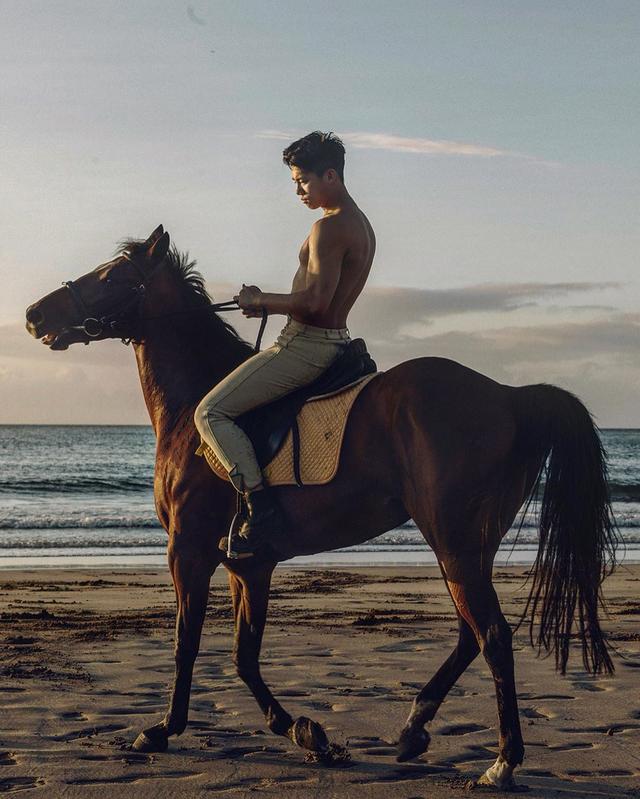 天菜小哥哥,红遍亚洲,会是你心目中的白马王子吗? 天菜小哥哥,红遍亚洲,会是你心目中的白马王子吗?