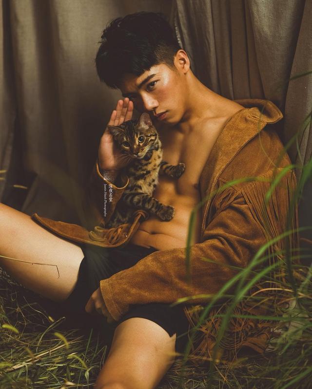 天菜小哥哥,红遍亚洲,会是你心目中的白马王子吗? 天菜小哥哥,红遍亚洲,会是你心目中的白马王子吗?