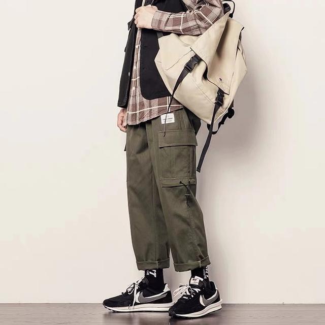 冬天穿腻了小脚裤?试试这3类阔腿裤,这么搭配舒适保暖又很有型 冬天穿腻了小脚裤?试试这3类阔腿裤,这么搭配舒适保暖又很有型