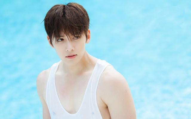 世界最帅百名帅哥,我来告诉你:肖战、十国混血儿米勒、阿兰德隆 世界最帅百名帅哥,我来告诉你:肖战、十国混血儿米勒、阿兰德隆