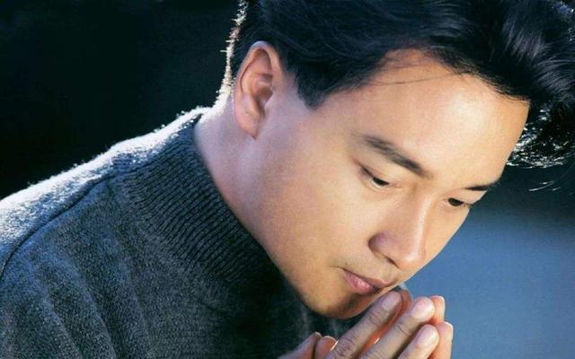 世界最帅百名帅哥,我来告诉你:肖战、十国混血儿米勒、阿兰德隆 世界最帅百名帅哥,我来告诉你:肖战、十国混血儿米勒、阿兰德隆