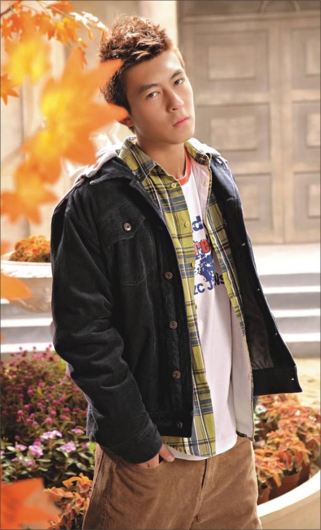 世界最帅百名帅哥,我来告诉你:肖战、十国混血儿米勒、阿兰德隆 世界最帅百名帅哥,我来告诉你:肖战、十国混血儿米勒、阿兰德隆