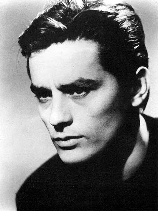 世界最帅百名帅哥,我来告诉你:肖战、十国混血儿米勒、阿兰德隆 世界最帅百名帅哥,我来告诉你:肖战、十国混血儿米勒、阿兰德隆