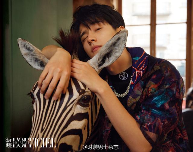 世界最帅百名帅哥,我来告诉你:肖战、十国混血儿米勒、阿兰德隆 世界最帅百名帅哥,我来告诉你:肖战、十国混血儿米勒、阿兰德隆