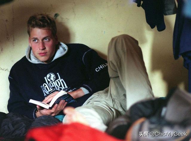 年轻的威廉和哈里王子帅炸!撞脸罗伯特·帕丁森和贾斯汀·比伯 年轻的威廉和哈里王子帅炸!撞脸罗伯特·帕丁森和贾斯汀·比伯