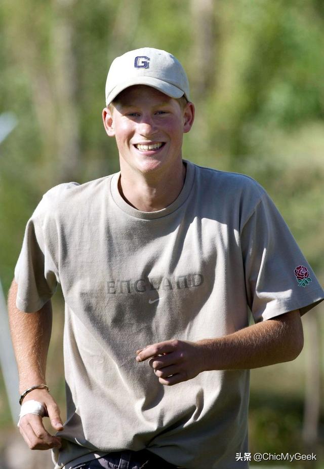 年轻的威廉和哈里王子帅炸!撞脸罗伯特·帕丁森和贾斯汀·比伯 年轻的威廉和哈里王子帅炸!撞脸罗伯特·帕丁森和贾斯汀·比伯