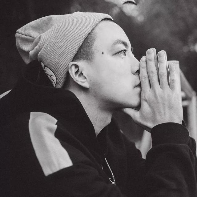 戴腻了鸭舌帽,那就来试试冷帽吧 戴腻了鸭舌帽,那就来试试冷帽吧