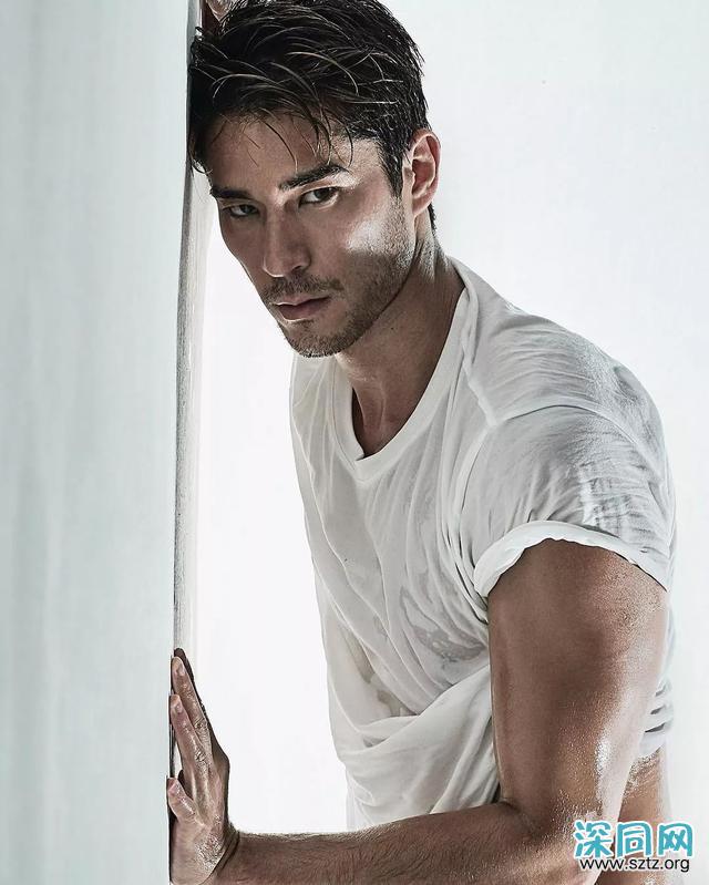 靠眼睛能隔空撩到人无法自拔,岛国最浪男模硬照一览 靠眼睛能隔空撩到人无法自拔,岛国最浪男模硬照一览