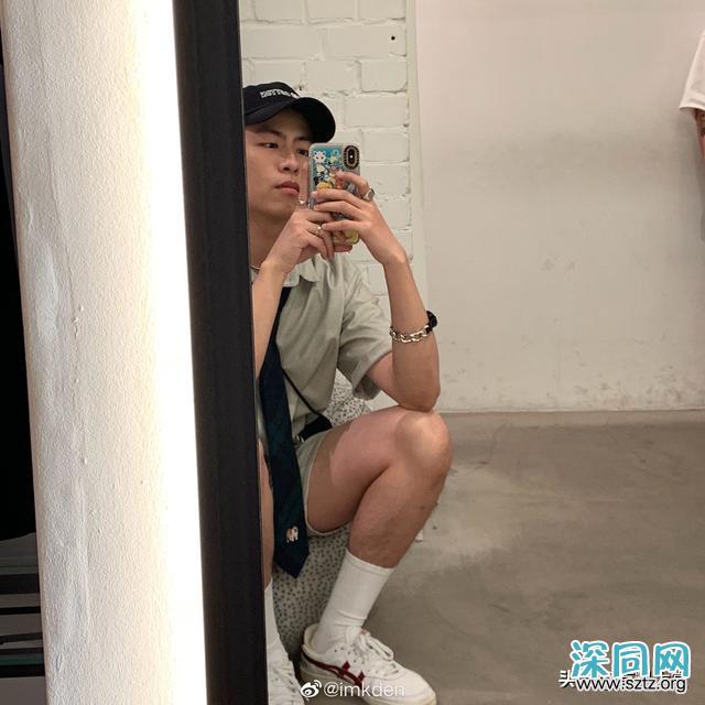 短寸+衣品+肌肉,妥妥的战斗肌 短寸+衣品+肌肉,妥妥的战斗肌