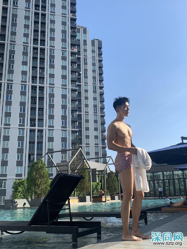 185cm高颜值鲜肉的身材居然这么棒,你也可以拥有这样 185cm高颜值鲜肉的身材居然这么棒,你也可以拥有这样