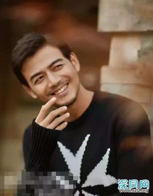 难怪杨烁一直留胡子,看到18岁无胡子照,原来怕帅到大家 难怪杨烁一直留胡子,看到18岁无胡子照,原来怕帅到大家