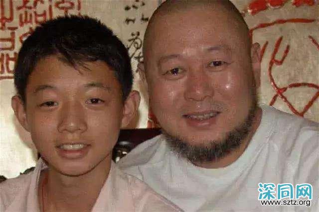 有种“意外”叫做霍尊的短发,本来以为会很丑,没想到这么帅 有种“意外”叫做霍尊的短发,本来以为会很丑,没想到这么帅