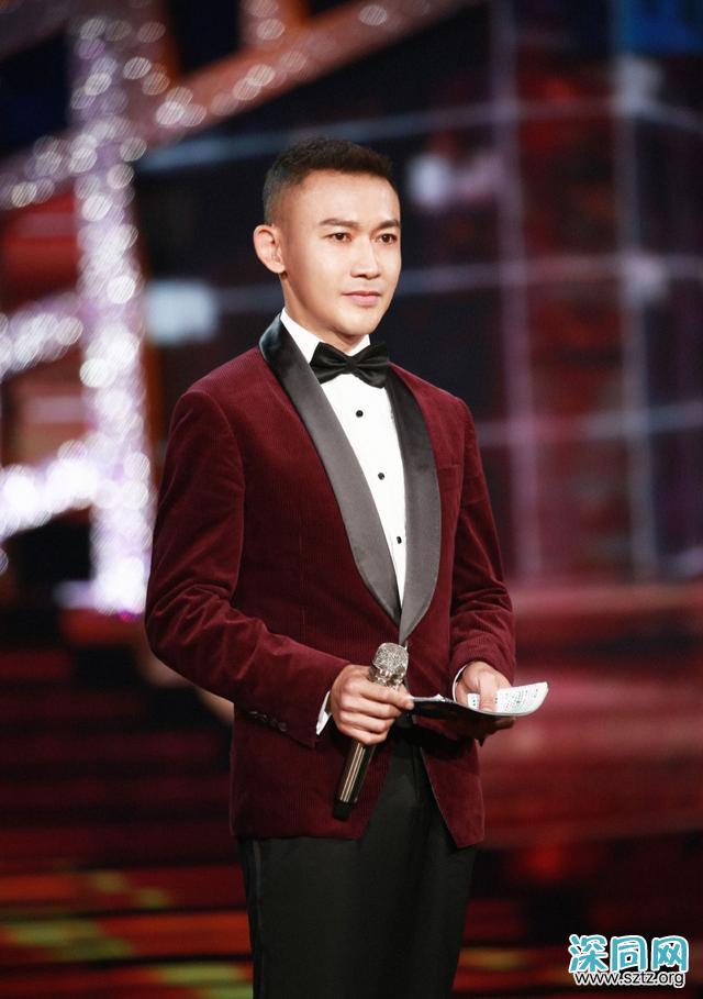 《延禧攻略》中的“大猪蹄子”聂远,在生活中穿西装的他更有魅力 《延禧攻略》中的“大猪蹄子”聂远,在生活中穿西装的他更有魅力