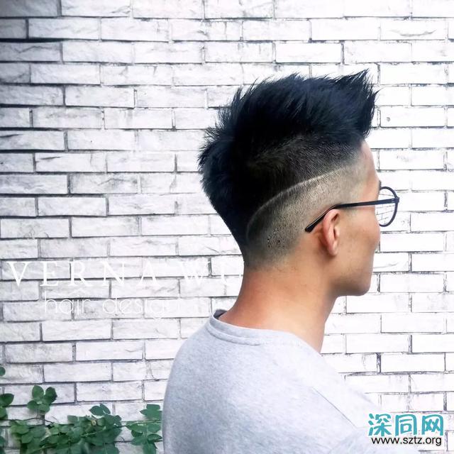 戴眼镜男生发型,2020年流行款有你想要的吗? 戴眼镜男生发型,2020年流行款有你想要的吗?