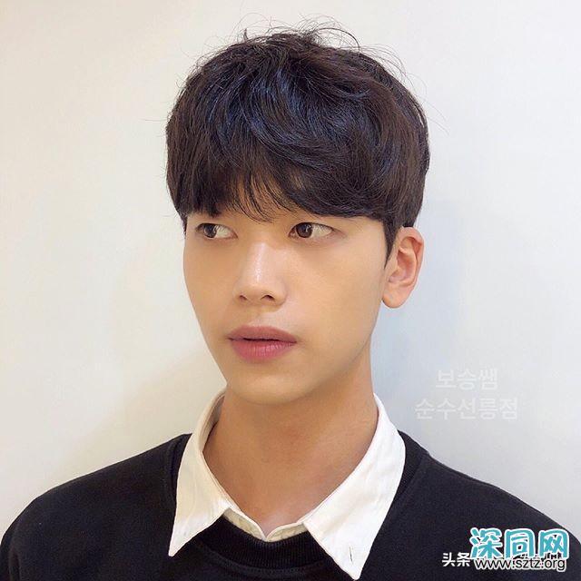 最受年轻男士欢迎的发型,烫个帅气更有型 最受年轻男士欢迎的发型,烫个帅气更有型