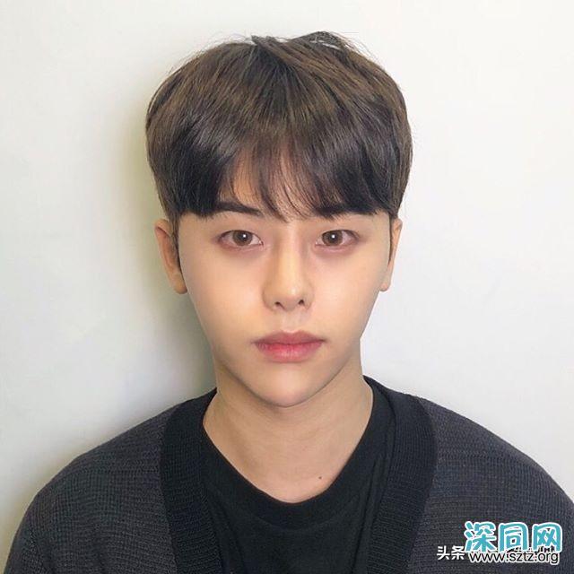 最受年轻男士欢迎的发型,烫个帅气更有型 最受年轻男士欢迎的发型,烫个帅气更有型